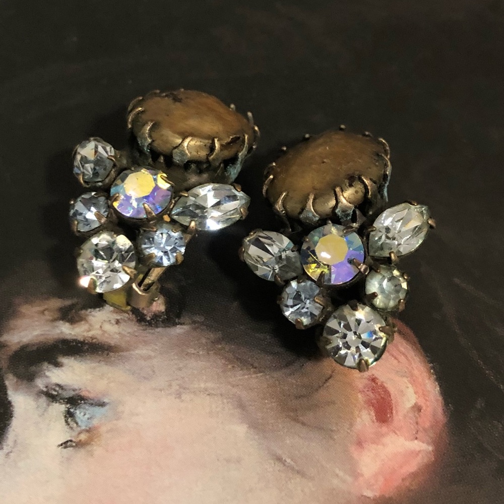 Vintage clip earring